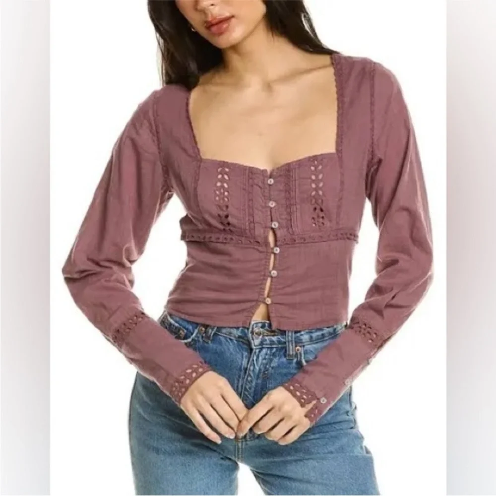 FREE PEOPLE Joi Purple Cropped Button Front Top Eyelet Long Sleeve Small‎ New